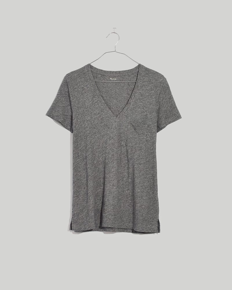 Front of a size 2X pl whisper cotton vneck pocket tee in Heather Mercury by Madewell. | dia_product_style_image_id:324073